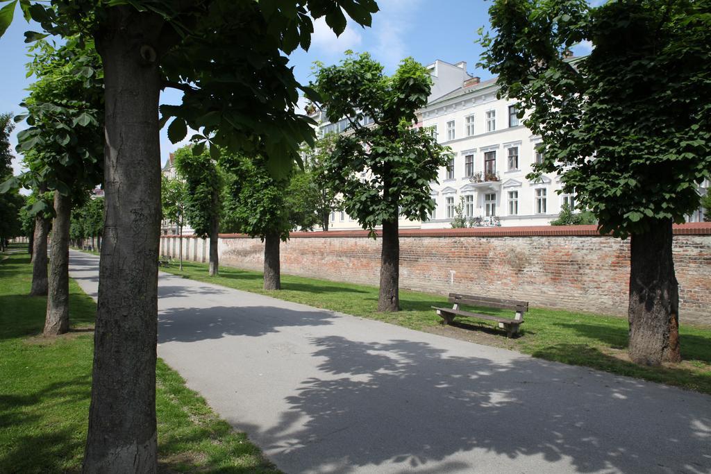 Casa Nostra - Ruhig & Zentral Wohnen Am Augarten Vienna Luaran gambar